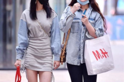 穿搭毛衣小姐姐点赞最高,小姐姐点赞最高的时尚秘籍