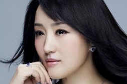 未婚先孕、肋骨骨折、作古文娱圈一天就有4个瓜悲喜分别,爆料太水?回忆贵圈“五大天王”捅出来的瓜次次实锤个个惊动-叶珂生女黄晓明涌现变态娱记曝黑幕叶珂母凭女贵的空想幻灭,相声艺人方清平被抓?自己发文辟谣