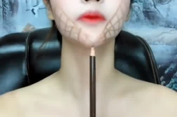 网红小姐姐怎么修容的,打造完美妆容!