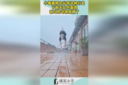 下雨天走路小姐姐素材图,捕捉小姐姐的浪漫瞬间