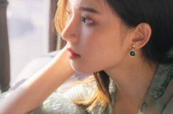 女生微信头像简单优雅的,女生微信头像的优雅演绎”
